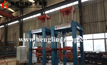 manipulator of the iron based coated sand molding line_副本